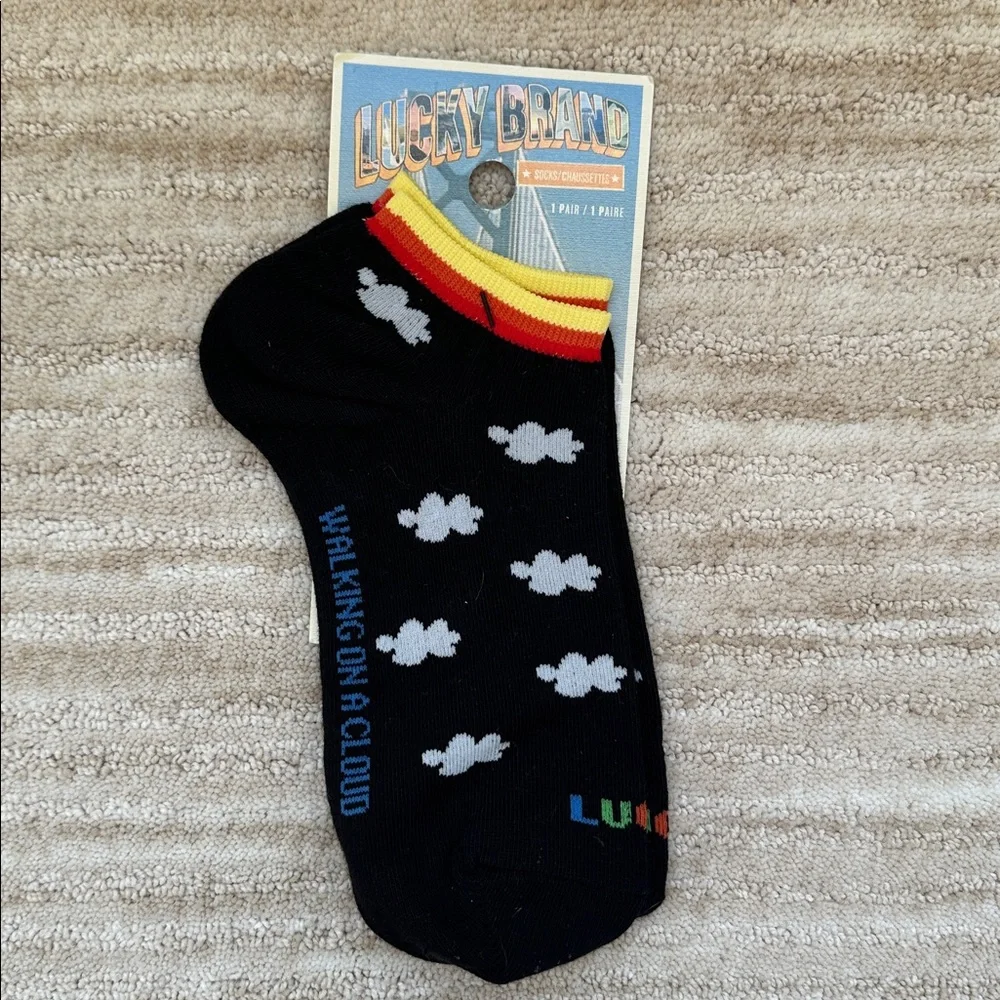 NWT 2 Pairs of Lucky Brand Walking on a Cloud Socks Black Blue Pair with Clouds